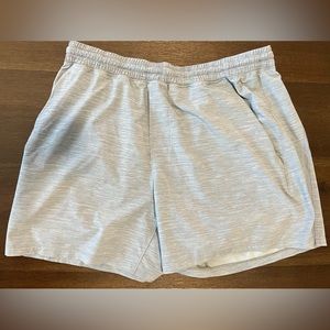 Lululemon 5” Pacebreaker linerless shorts - Gray, Large